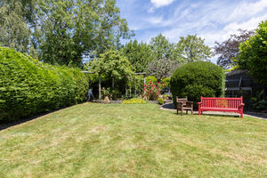 Photo 25- click for photo gallery